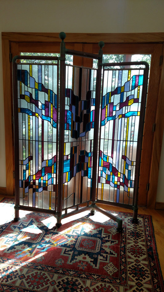 Colorful folding glass screen